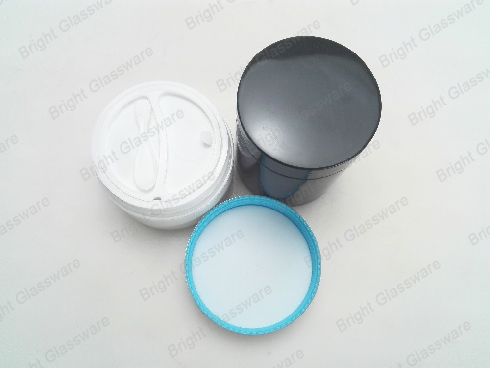 White containers for cosmetics plastic cream packaging jar with spoon