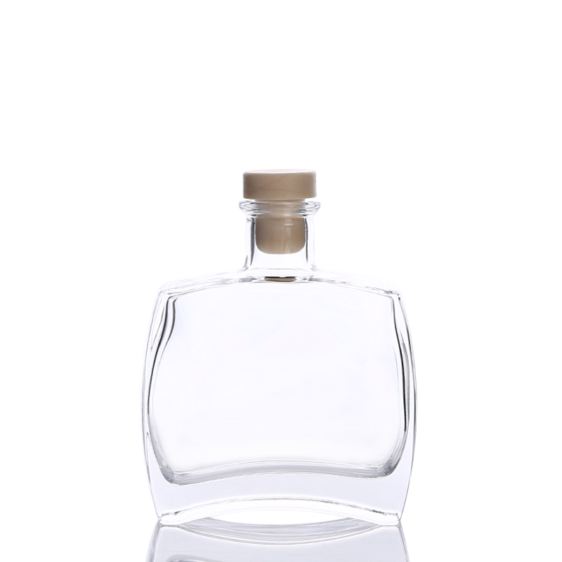 Wholesale 100/200ml home empty glass reed diffuser bottle