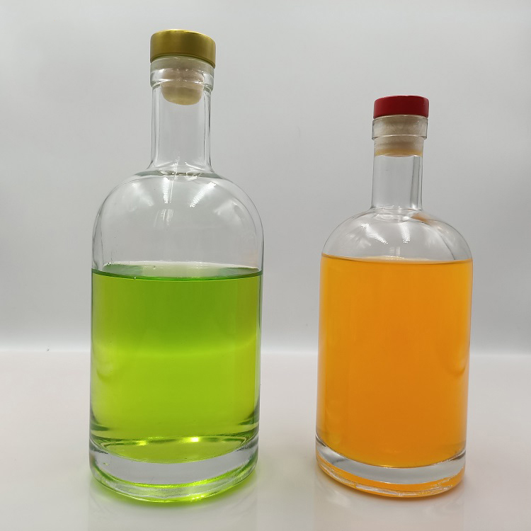 Wholesale 1000ml 750ml 500ml 375ml Vodka Spirit Glass Bottle for Liquor with cork