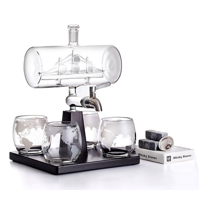 Wholesale 1000ml Sailing Boat Whiskey Decanter Set with Wooden Base Liquor Dispenser for Liquor, Bourbon, Vodka