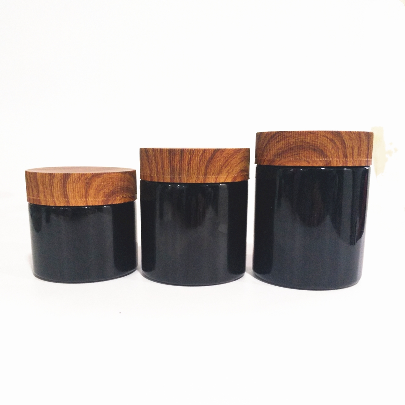 Wholesale 100ML 150ML dark violet glass bottles cosmetic lotion cream bottles black uv glass jar