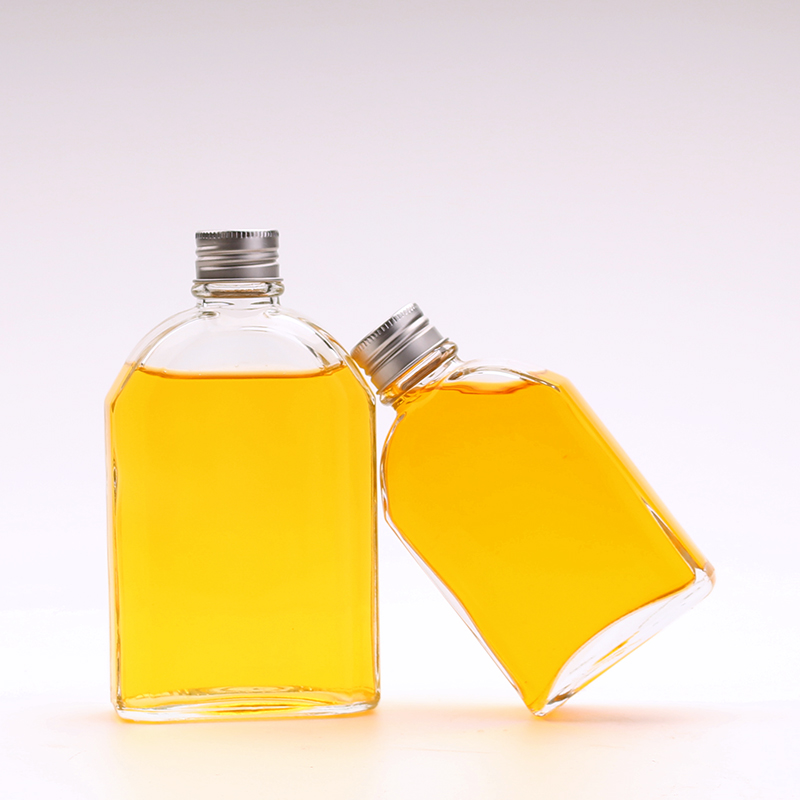 Wholesale 100ml 200ml 250ml 350ml  transparent Glass Bottle Milk tea Bottle Beverage Glass Bottle with Screw Cap