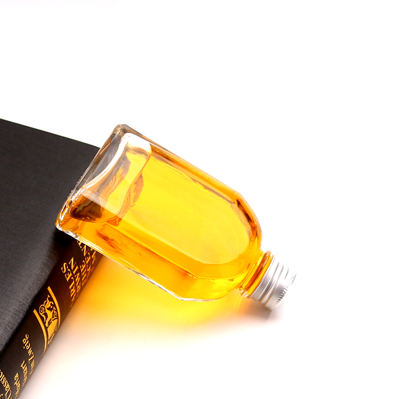 Wholesale 100ml 200ml 250ml 350ml transparent Glass Bottle Milk tea Bottle Beverage Glass Bottle with Screw Cap