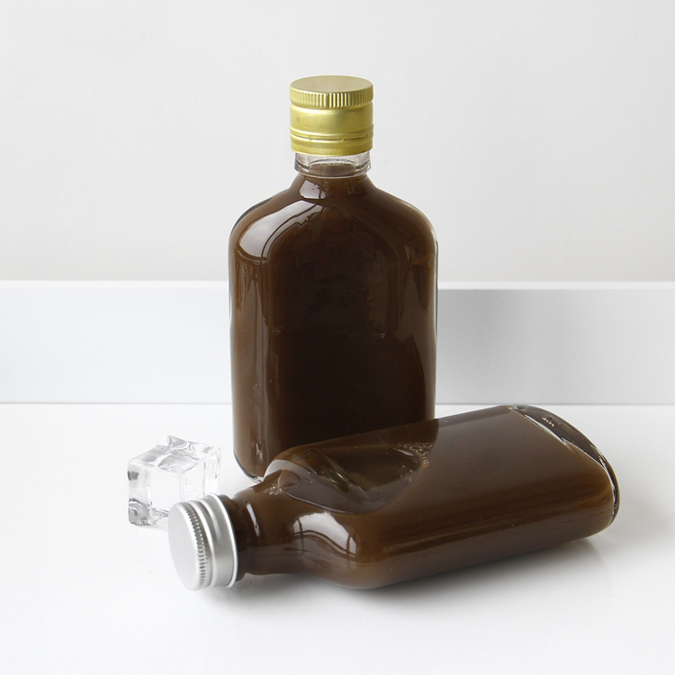 Wholesale 100ml 200ml 250ml Flat Glass Hip Flask Cold Brew Coffee Beverage Bottle With Screw Cap Logo Printing