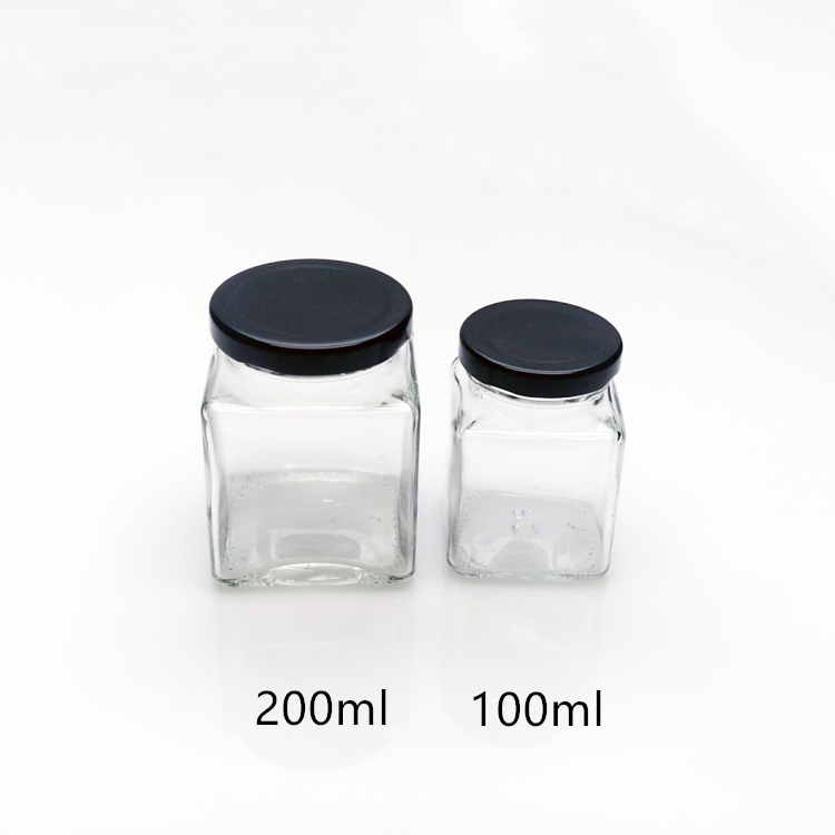 Wholesale 100ml 200ml square glass storage jar with sealed metal lid for honey jam cookies