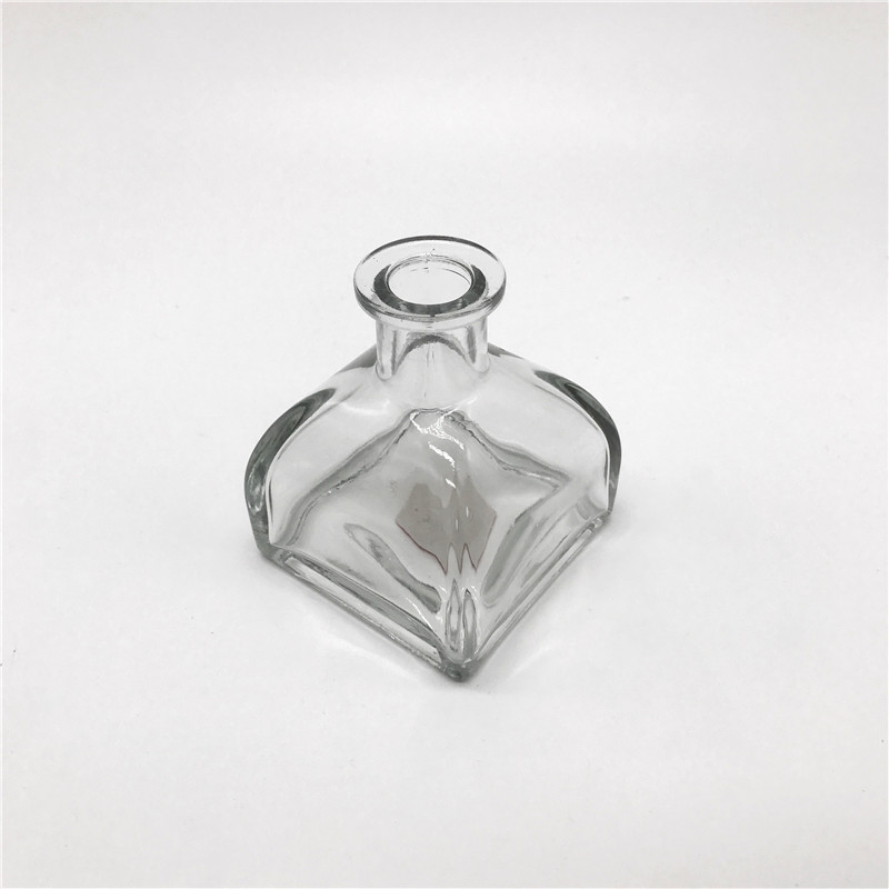 Wholesale 100ml 250ml high quality empty aroma reed diffuser glass bottle with glass top
