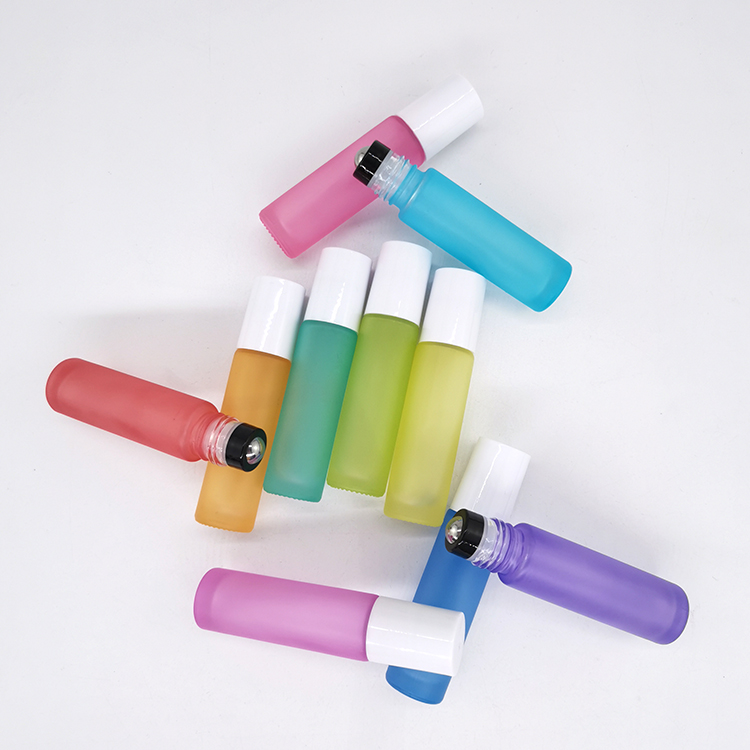 Wholesale 10ml matte custom color frosted glass roller bottle essential oil roller bottles with metal roller ball