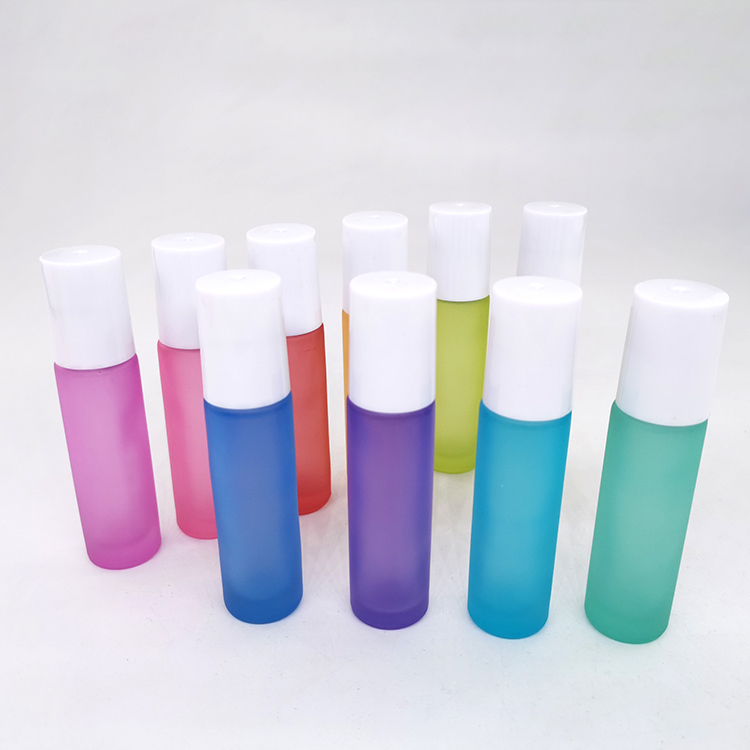 Wholesale 10ml matte custom color frosted glass roller bottle essential oil roller bottles with metal roller ball