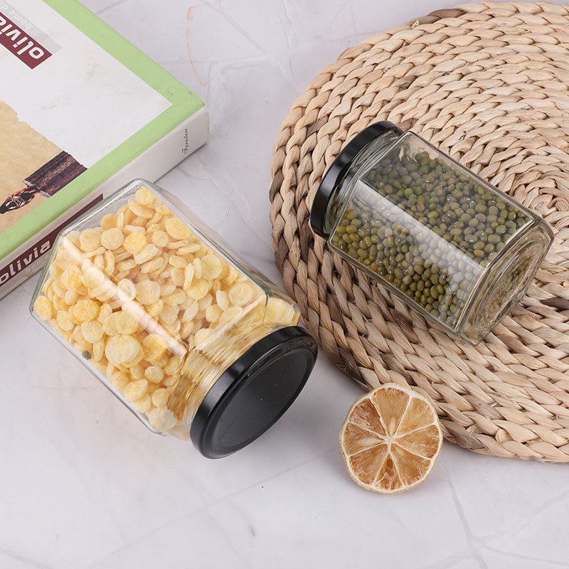 Wholesale 120ml 220ml 330ml 400ml 580ml glass spice honey jammini jar with altight lid