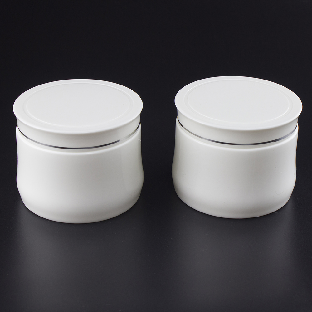 Wholesale 150g empty white cosmetic plastic pet hair care cream jar 150ml manufacturer