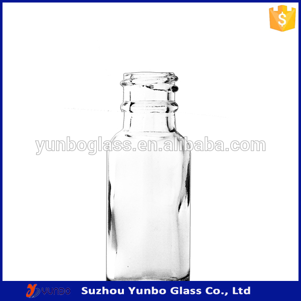 Wholesale 15ml Clear Boston Round Glass Boston With Black Fine Mist Sprayer
