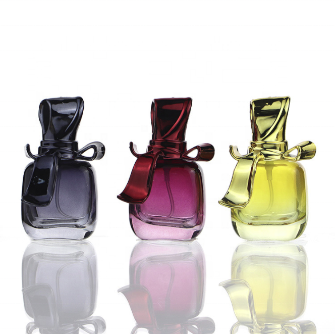 Wholesale 15ml custom luxury cute red green black design glass unique empty refillable perfume spray bottle for women