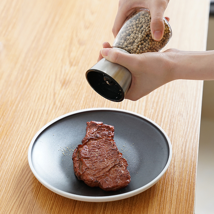 Wholesale 180ml Hand grinder grinding bottle glass seasoning bottle for pepper powder black pepper sesame