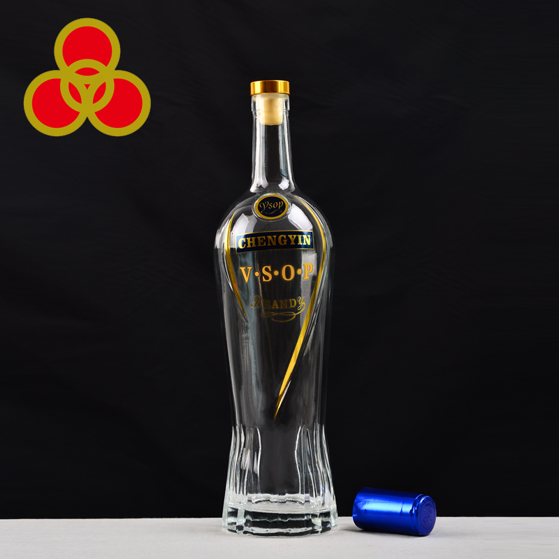 Wholesale 1L glass liquor bottle for whiskey