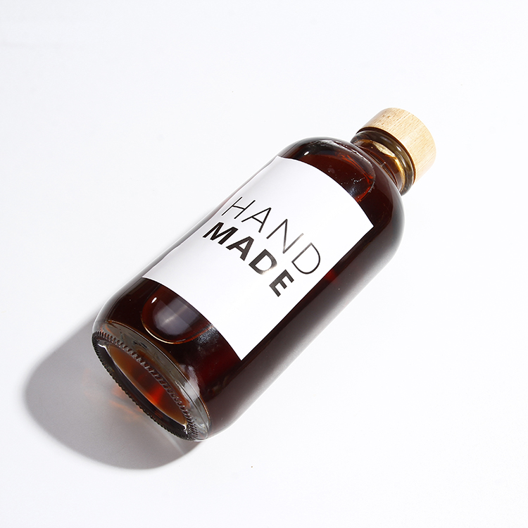 Wholesale 200 ML Empty Round Glass Whiskey Bottle For Fruit Wine Or Juice Drinking With Cork