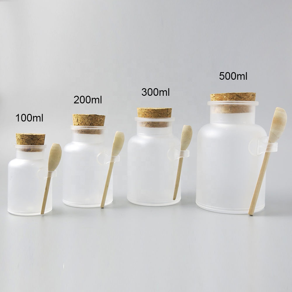 Wholesale 200G ABS Bath Salt Bottle 200ml Powder Plastic Bottle with Cork Jar with Wood Spoon