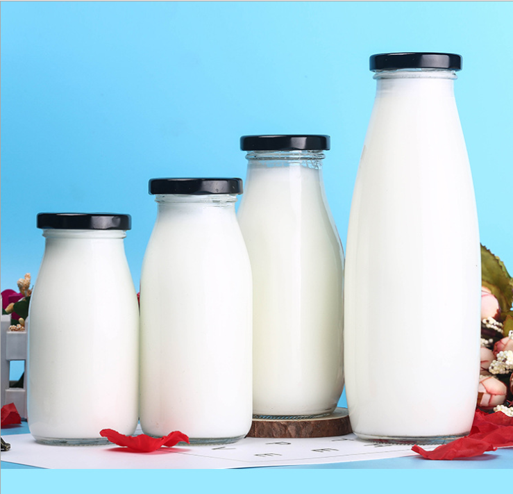 Wholesale 200ml 250ml 500ml transparent glass bottle beverage bottle milk glass bottle