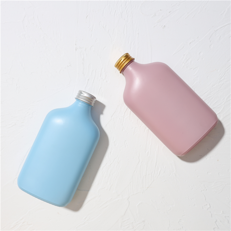 Wholesale 200ml Colorful Flat Flask Glass Bottle For Wine Glass With Gold Or Silver Screw Lids