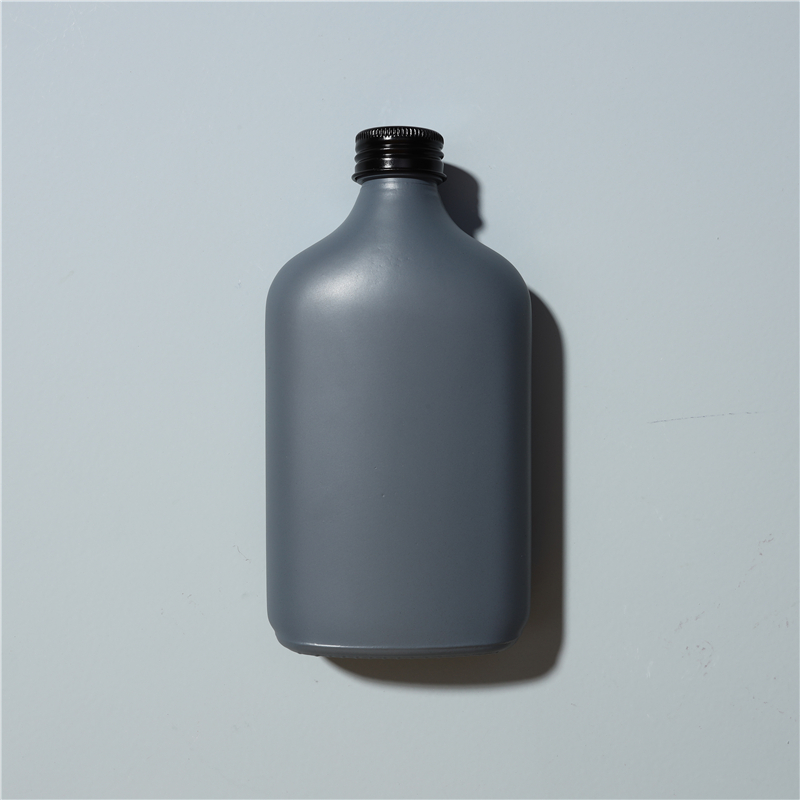 Wholesale 200ml Colorful Flat Flask Glass Bottle For Wine Glass With Gold Or Silver Screw Lids