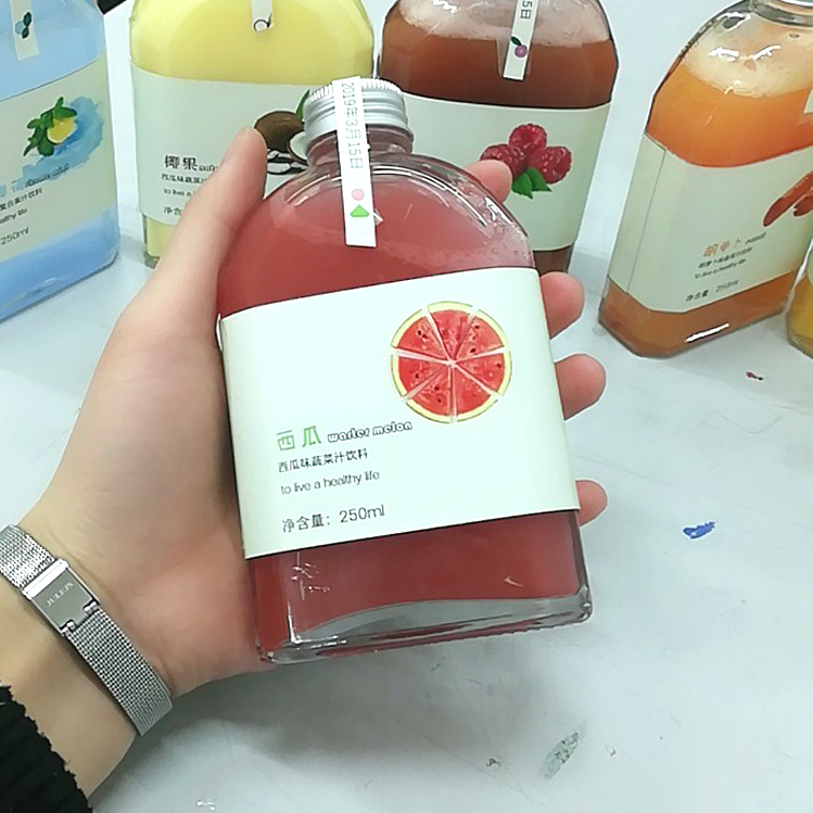 Wholesale 200ml portable cold drink coffee tea drink soda bottle juice water glass bottle