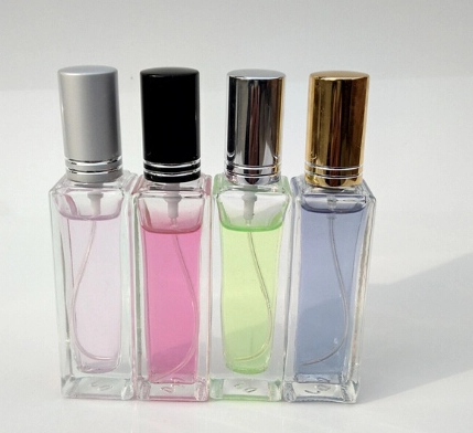 Wholesale 20ml Clear Square Refillable Glass Perfume Bottle with Aluminum Cap