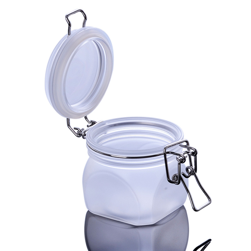 Wholesale  220ml round PET  easy to clean lock lid jar storage container for home