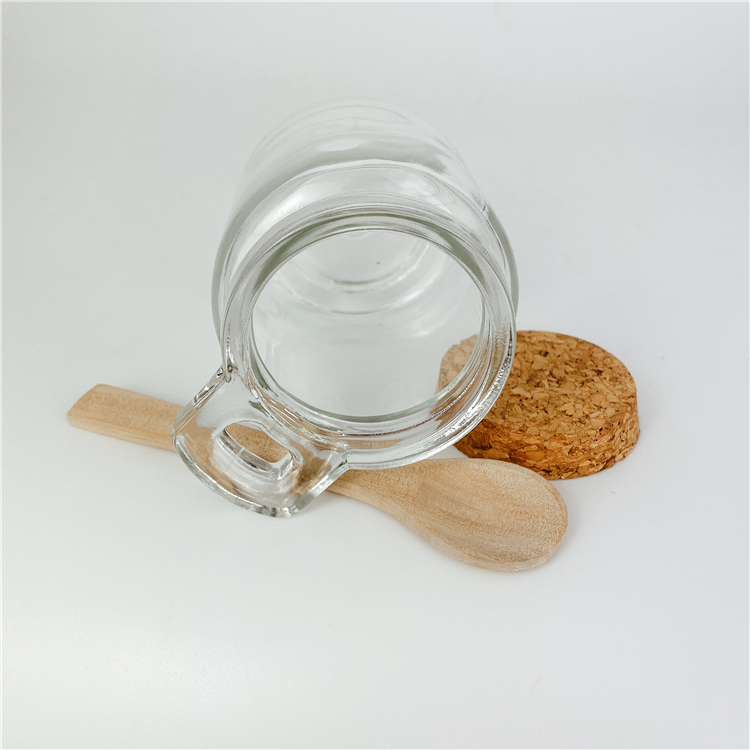 Wholesale 250ml glass jar with bamboo spoon and cork lid for spices Salt Seasonings