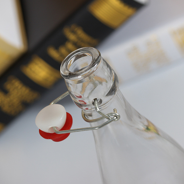 Wholesale 250ml reusable easy cap glass bottles with ceramic swing top stopper for sauce / vinegar / oil / milk / liquid