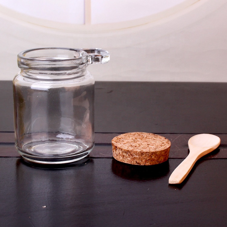 Wholesale 250ml round food glass storage bottles with cork