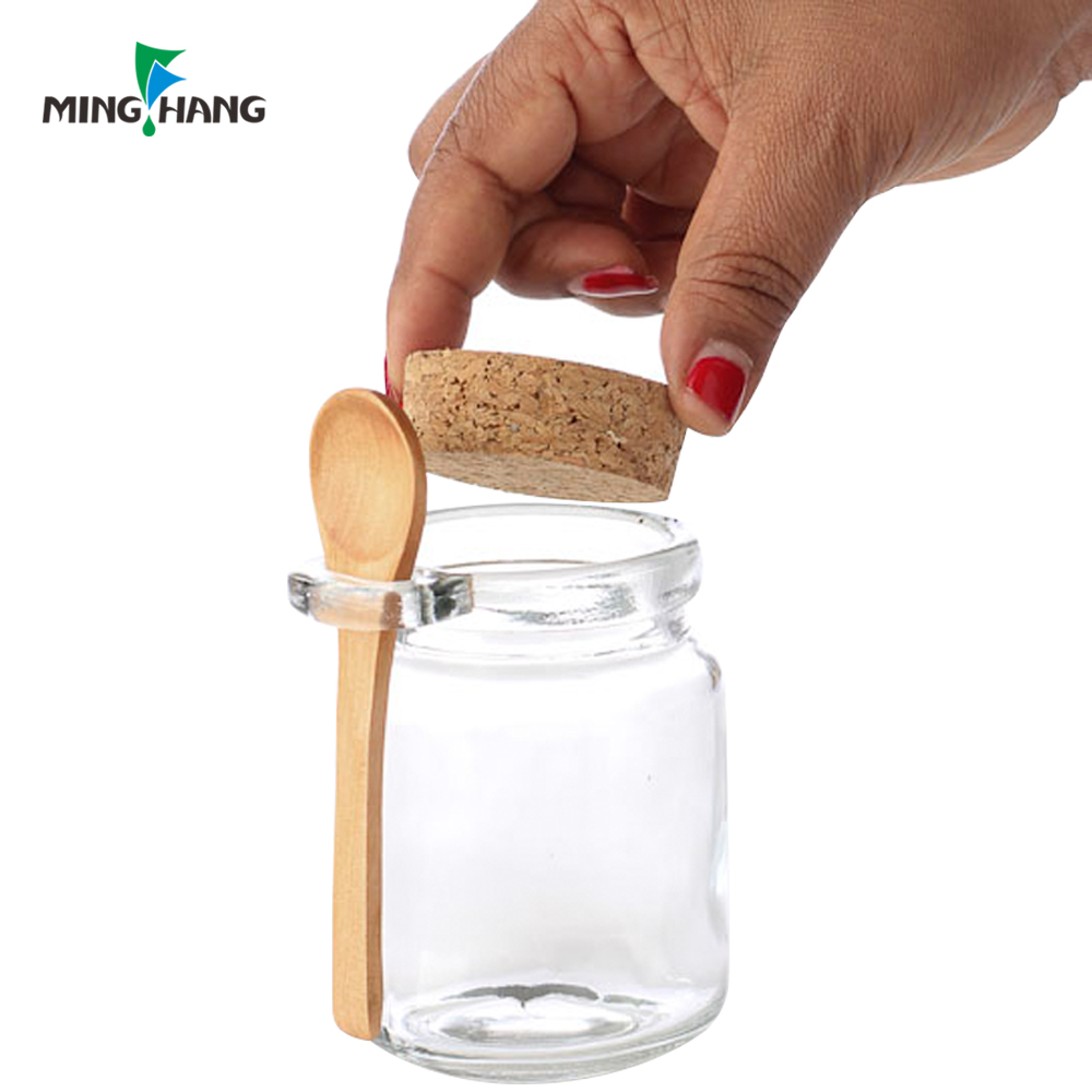 Wholesale 250ml round shape Seasoning glass container cruet Spice Jar With Spoon Bamboo Lid