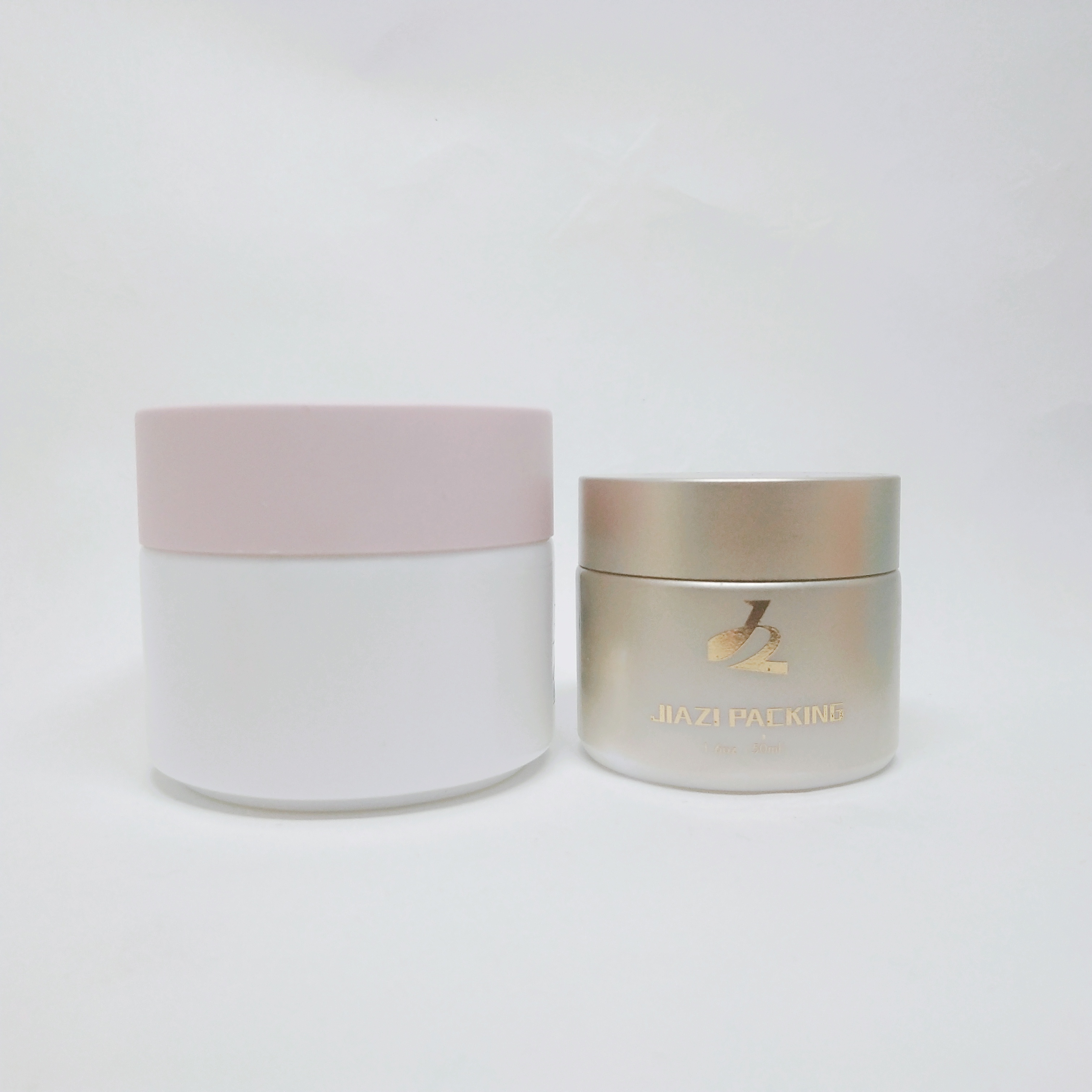Wholesale 30g Cheap Glass White porcelain jars with white Lid