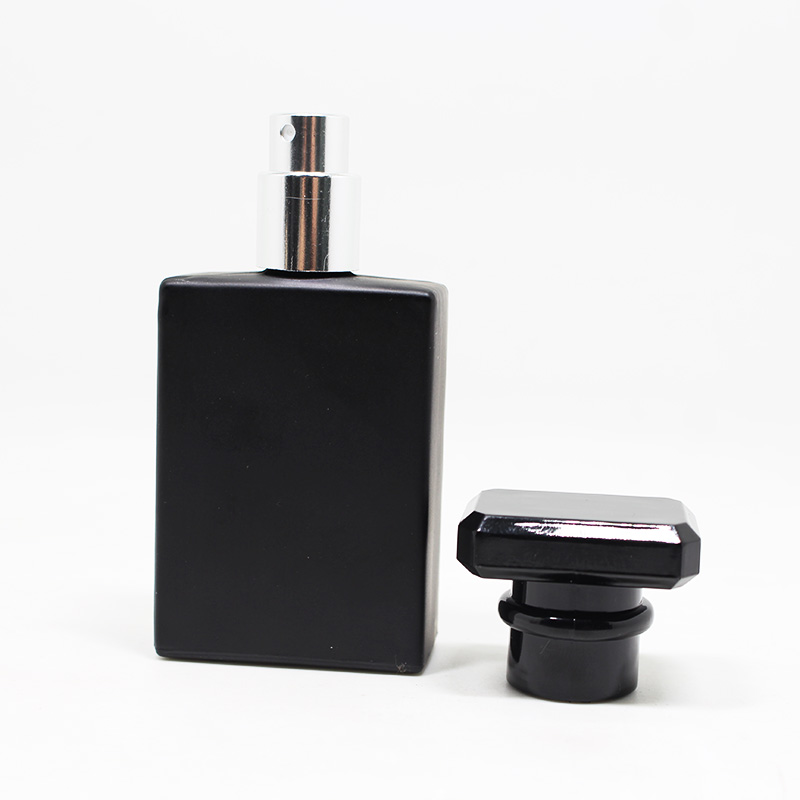 Wholesale 30ml 50ml 100ml Free Sample Luxury Woman Square Spray Glass Perfume Bottle