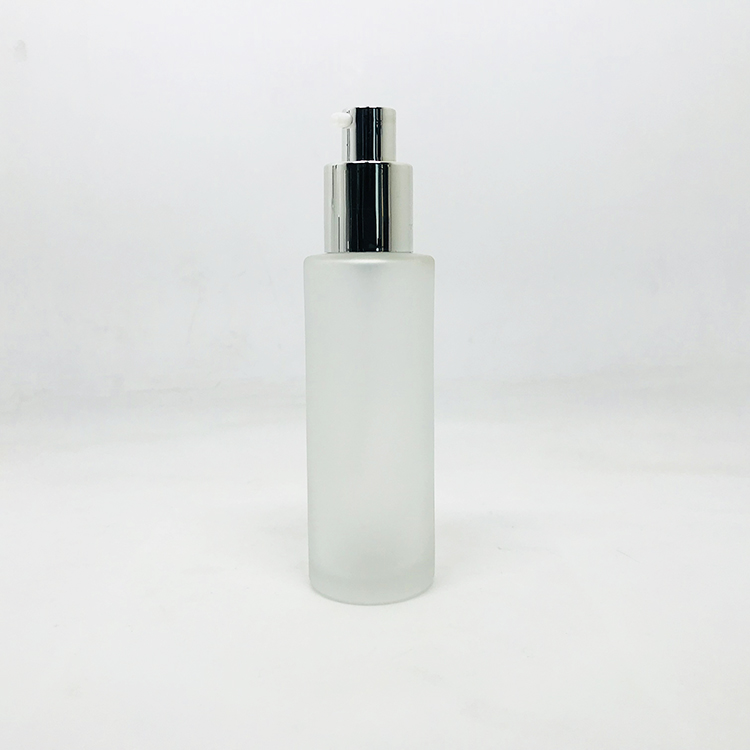 Wholesale 30ml Frosted Glass Spray Bottle Diffuser Empty Skin Care Serum Lotion Pump Bottle with Silver Treatment Pump and Lids