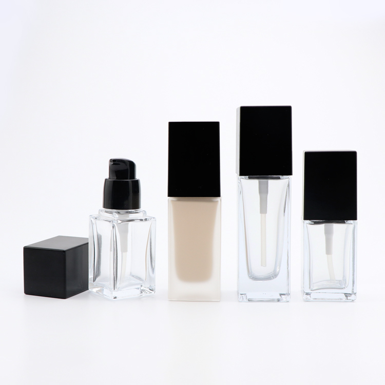 Wholesale 30ml Glass Cosmetic Lotion Bottle with Pump