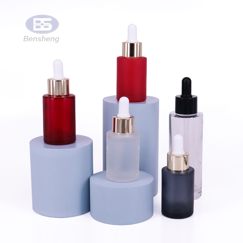 Wholesale 30ml transparent matte cosmetic flat shoulder eye serum dropper glass bottle set with white dropper lid