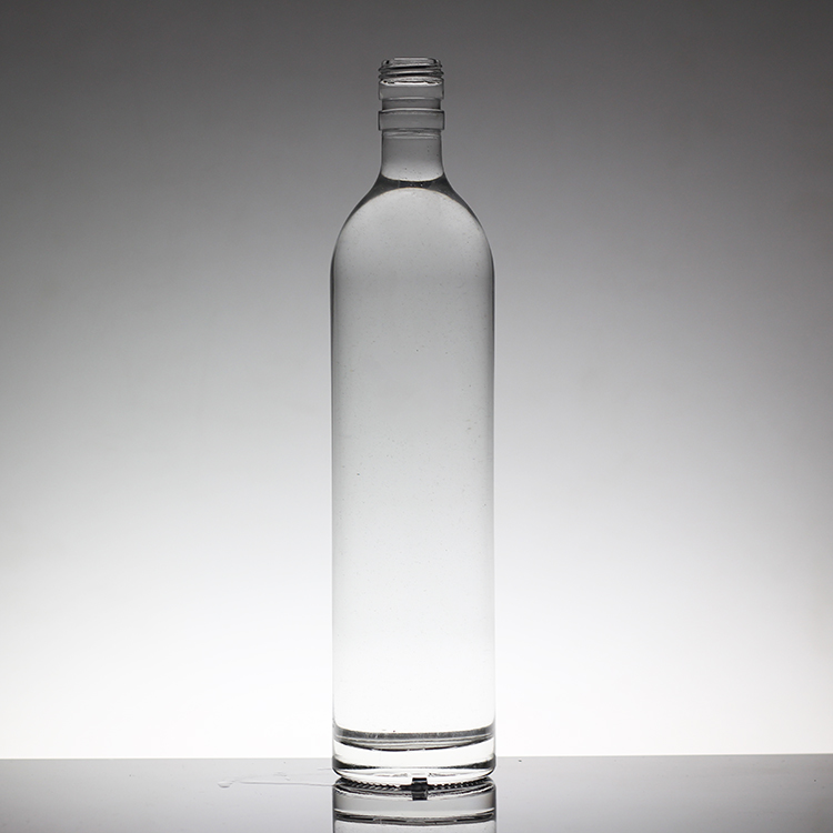 Wholesale 350ml 500ml Vodka Glass 750ml Rum Whiskey Bottle Decoration With Glass Lid