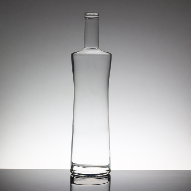 Wholesale 350ml 500ml Vodka Glass 750ml Rum Whiskey Bottle Decoration With Glass Lid