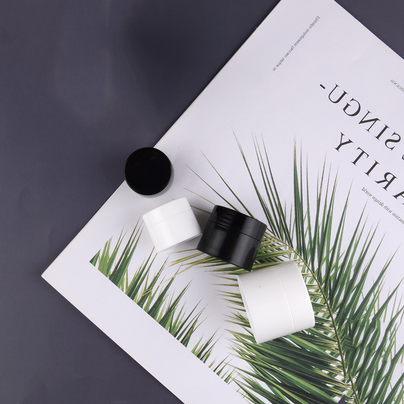 Wholesale 3g 5g 10g 15g 30g 50g 100g 120g Skin care Packaging Shinny PP White Cosmetic Jars