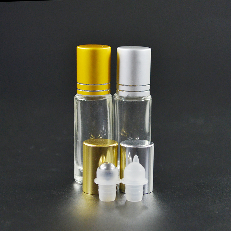 Wholesale 4ml 6ml 8ml 10ml 15ml natural clear amber blue perfume eye cream essential oil steel ball roll on glass bottle