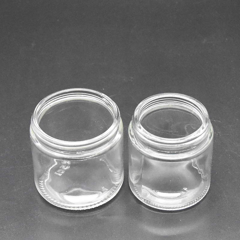 Wholesale 4oz cosmetic glass jar 120 ml 150ml small glass jars with plastic lids