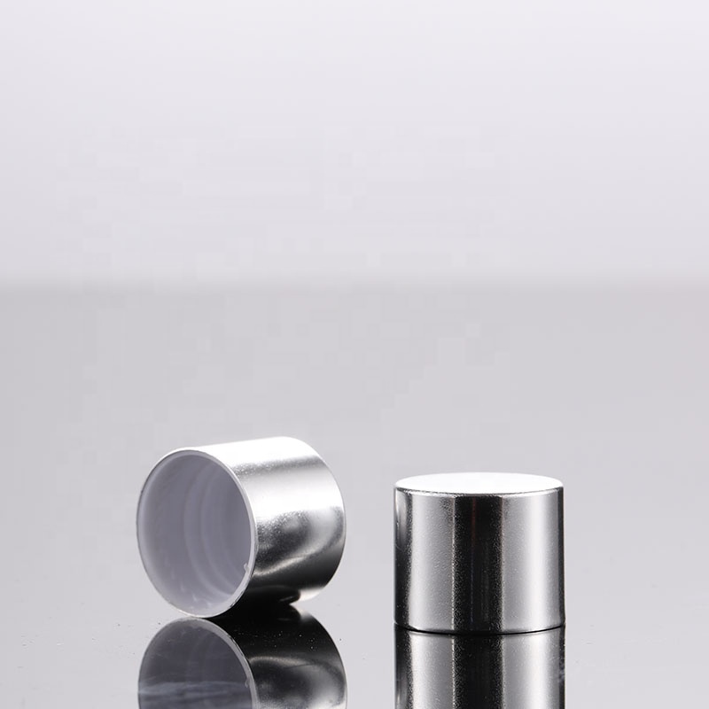 Wholesale 50 ml 100 ml Cosmetic white porcelain opal glass bottle with dropper pump spray screw cap packaging series