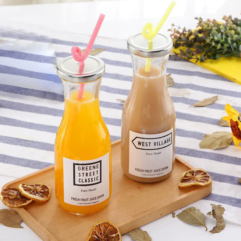 Wholesale 500 ml Milk Tea Bottle Beverage Juice Glass Bottles with Straw Lid