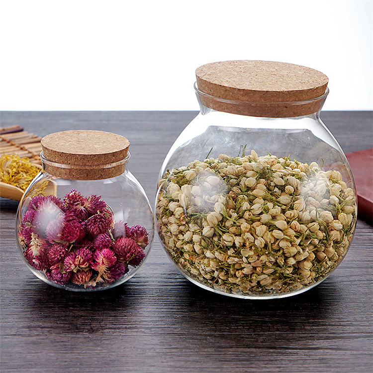 Wholesale 500mL 700ml 1500ml high borosilicate handmade heat resistant round glass jars and containers