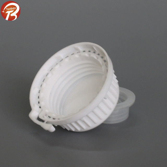 Wholesale 500ml 1000ml empty metal aluminum essential oil bottle with tamper evident cap