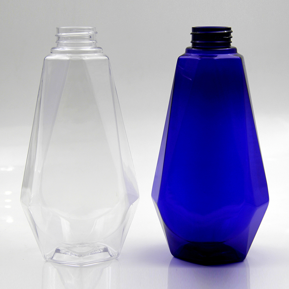 Wholesale 500ml 750ml big capacity plastic PET lotion bottle in special shape, eco friendly lotion pump bottle