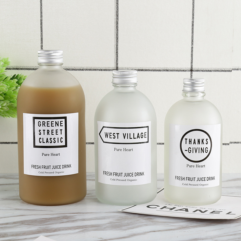 Wholesale 500ml Fancy Empty Glass Clear Juice Milk Syrup Bottle frosted 350ml beverage glass bottle with Screw Cap