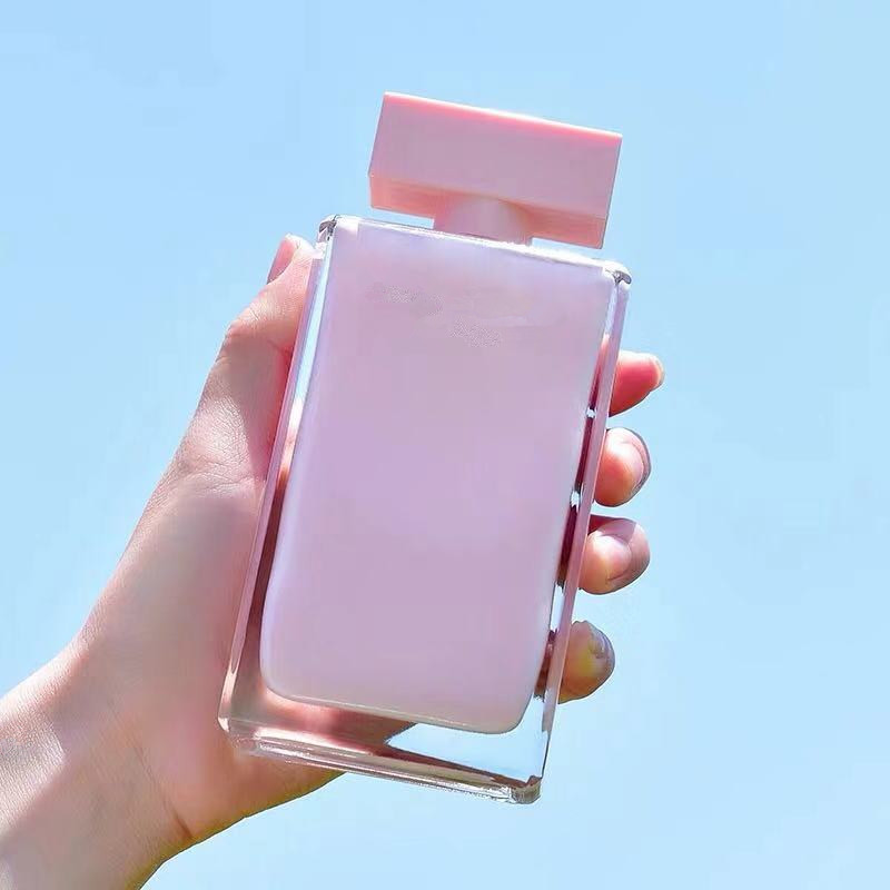 Wholesale 50ml 100ml square high quality perfume bottle spray bottle