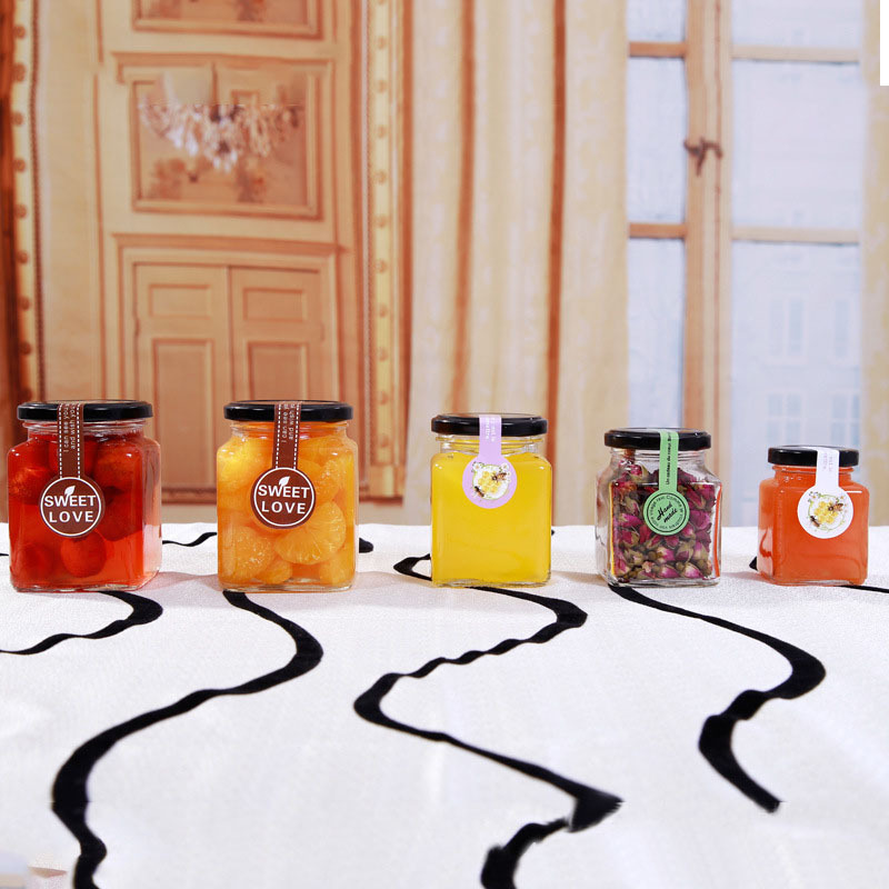Wholesale 50ml 80ml 100ml 200ml 280ml 380ml 500ml 730ml square clear glass jars bottles for honey jam with screw metal lid
