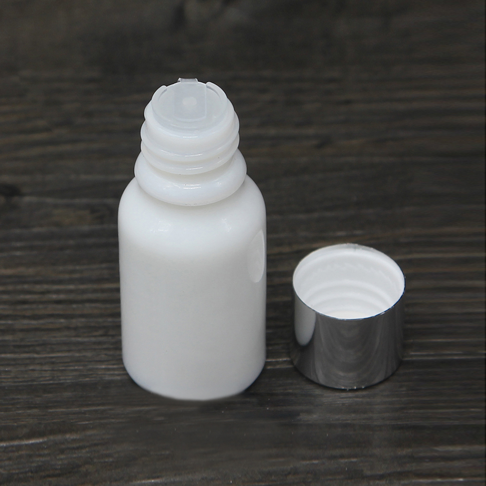 Wholesale 5ml 10ml 15ml 20ml 30ml 50ml 100ml White Glass Bottle with Inner Stopper