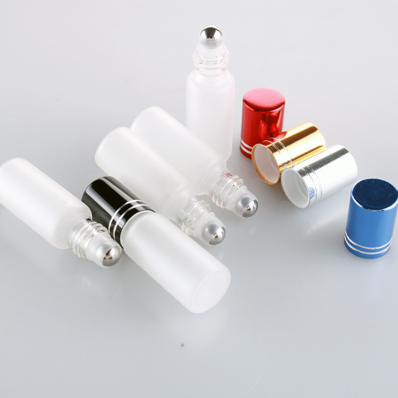 Wholesale 5ml White Round Steel Roller Essential Oil Lip Gloss Frosted Glass Bottle